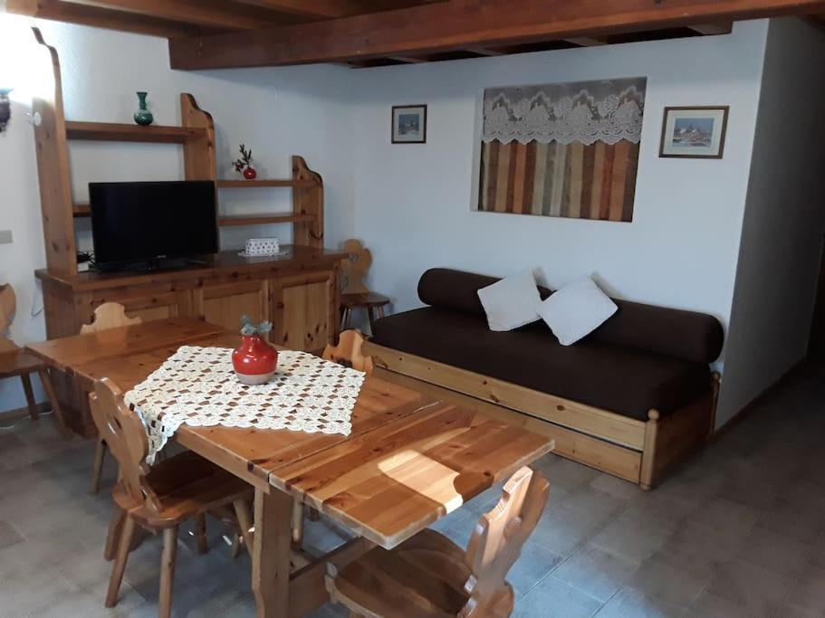 Apartment Tana Della Volpe 1 *